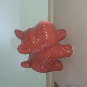 Red ceramic "Scotty" dog